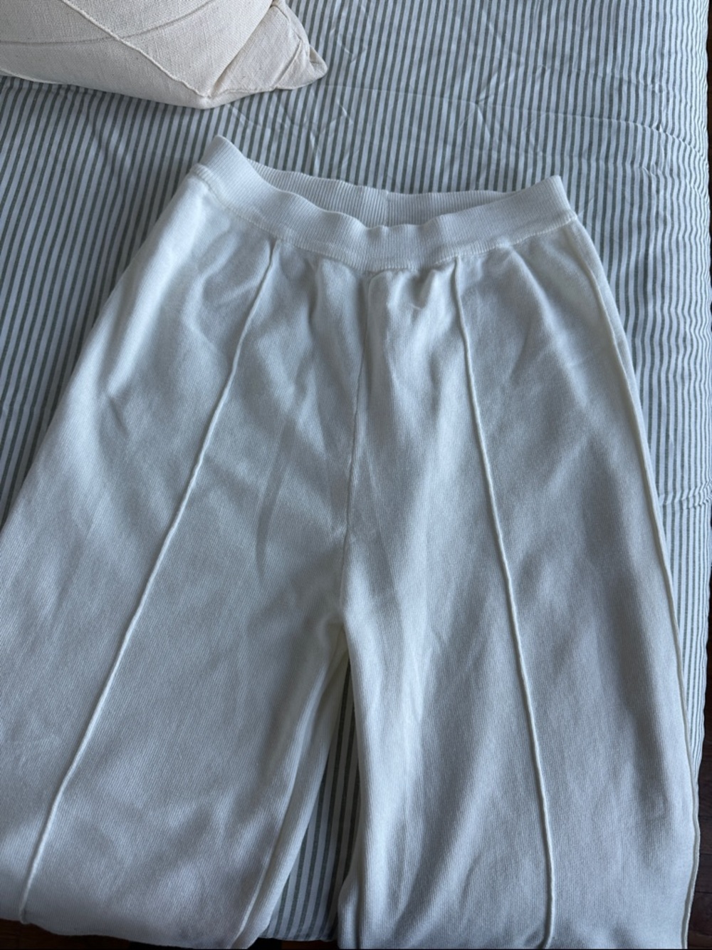 Commense Ivory Ribbed Knit Top - Picture 2 of 4